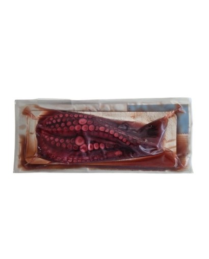Španski hobotnik, kuhan v lastnem soku