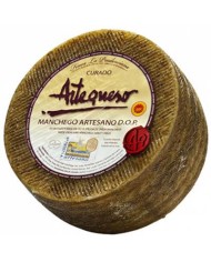 DOP Manchego "Curado" пълномаслено сирене - Tomme 3 kgs