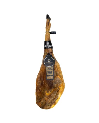 Amendoim com presunto ibérico espanhol e garfo de pau