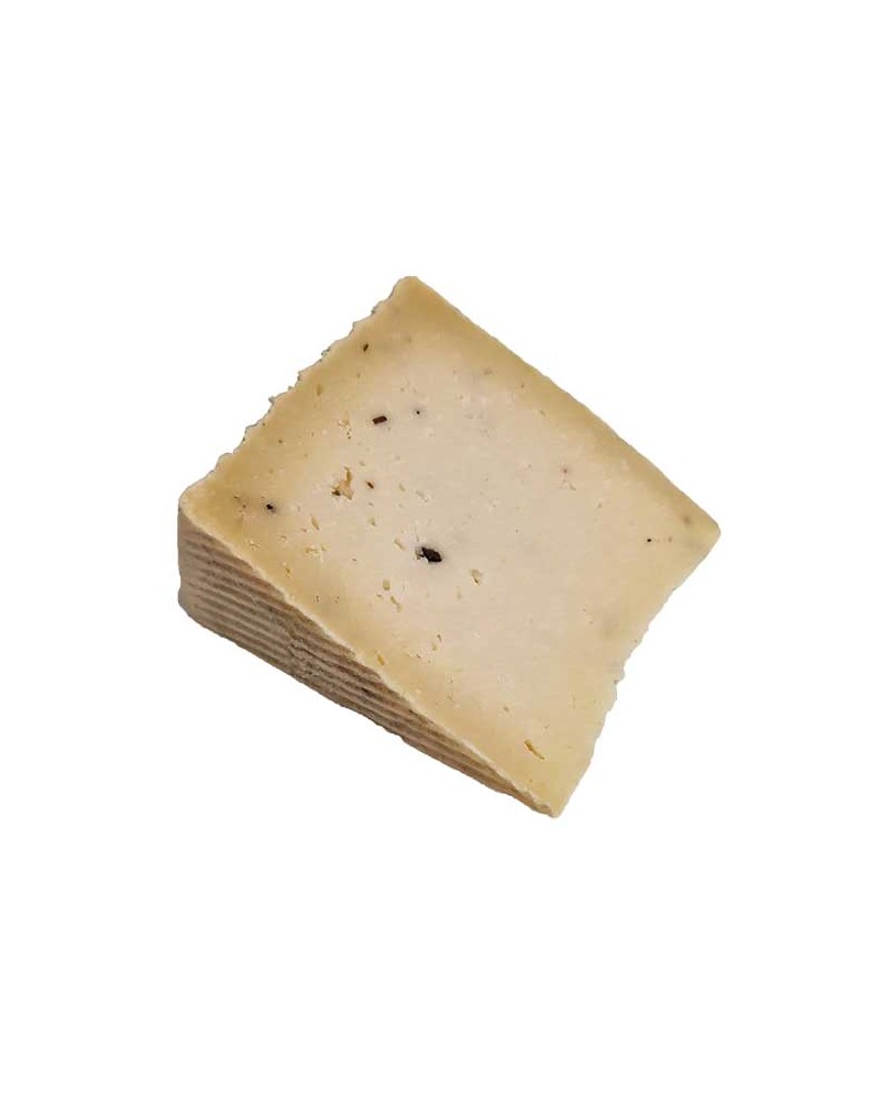 Sheep's milk cheese with black truffle 230-250 g