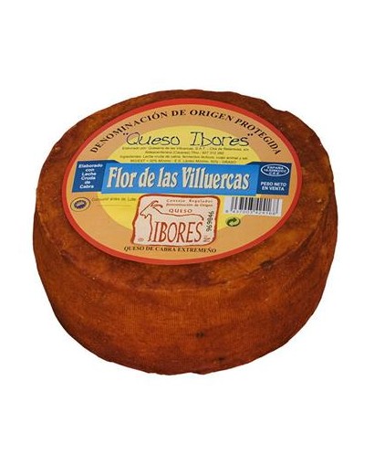 Raw goat cheese with paprika PDO Ibores 800 grs